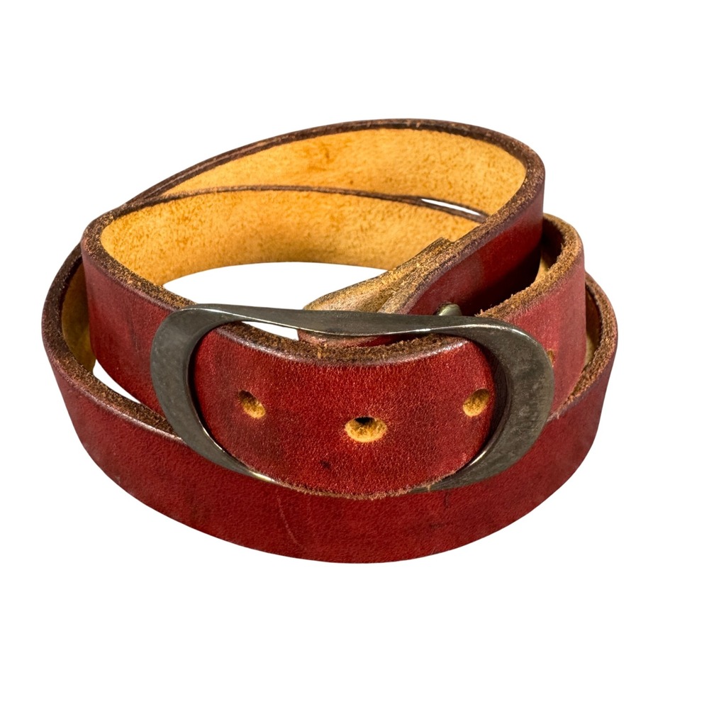 Beggar's Pouch Leather Burgundy Slim Belt Silver Oval Buckle North Conway NH